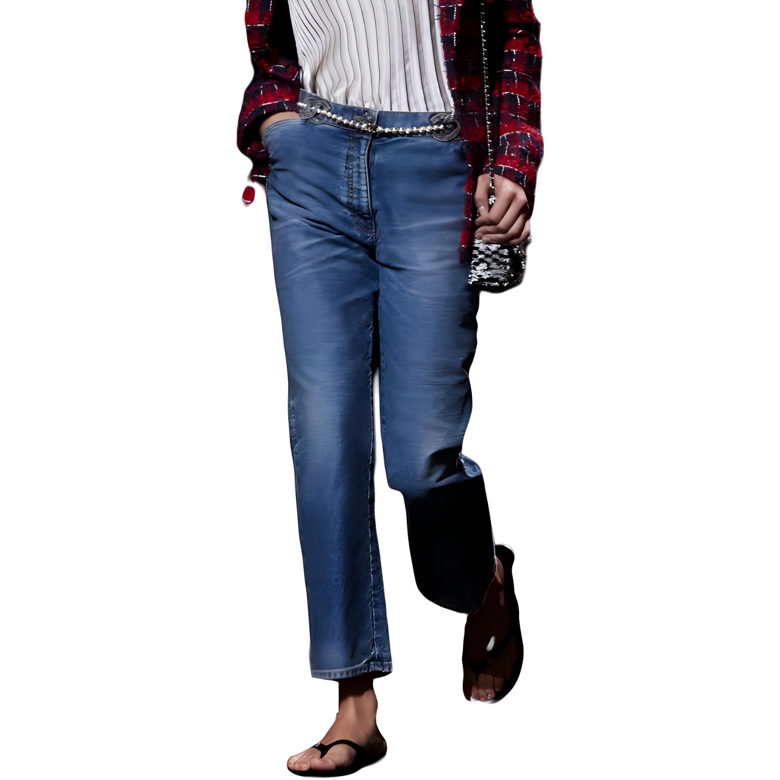 (Women) CHANEL SS24  Washed Blue Chain Embellished Mid-Waist Jeans. P76791-V69116-NX158