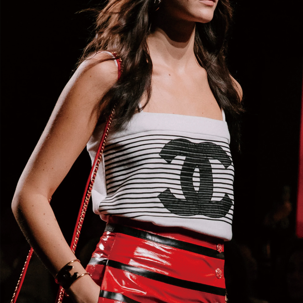 Shop (W) 香奈兒 SS24 白色條紋Logo方領背心上衣 P76785-V65699-00100