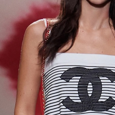 (Women) CHANEL SS24 White Logo Striped Square Neck Tank Top. P76785-V65699-00100 Purchase (Women) CHANEL SS24 White Logo Striped Square Neck Tank Top. P76785-V65699-00100