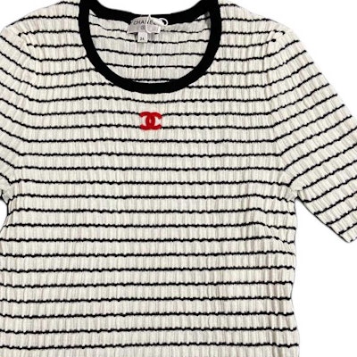 (Women) CHANEL SS24 White Striped Logo Embroidered Knit Short-Sleeve Top. P76857-K11060-NV309 Details for (Women) CHANEL SS24 White Striped Logo Embroidered Knit Short-Sleeve Top. P76857-K11060-NV309