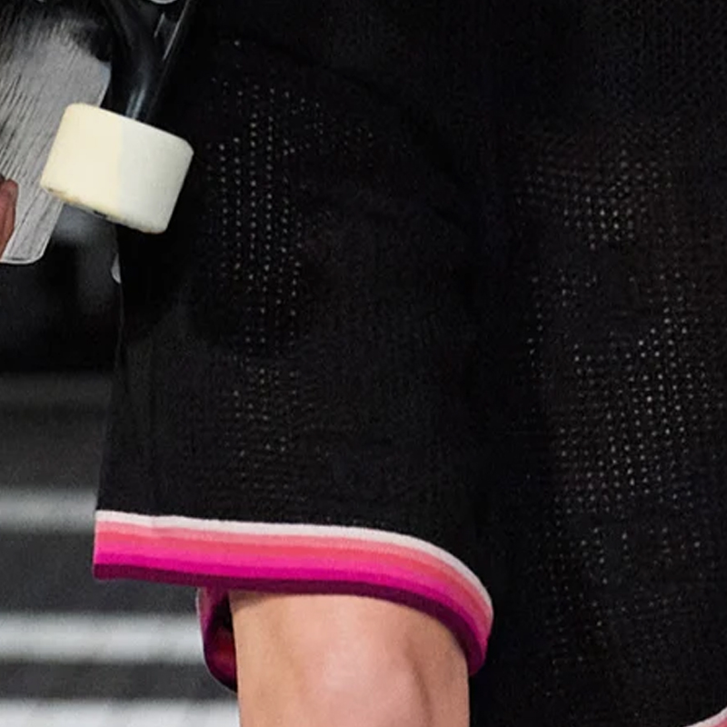 Details for (W) シャネル SS24 ストライプ ミッドウエスト カジュアルショーツ ブラック P76544-K11011-NT545