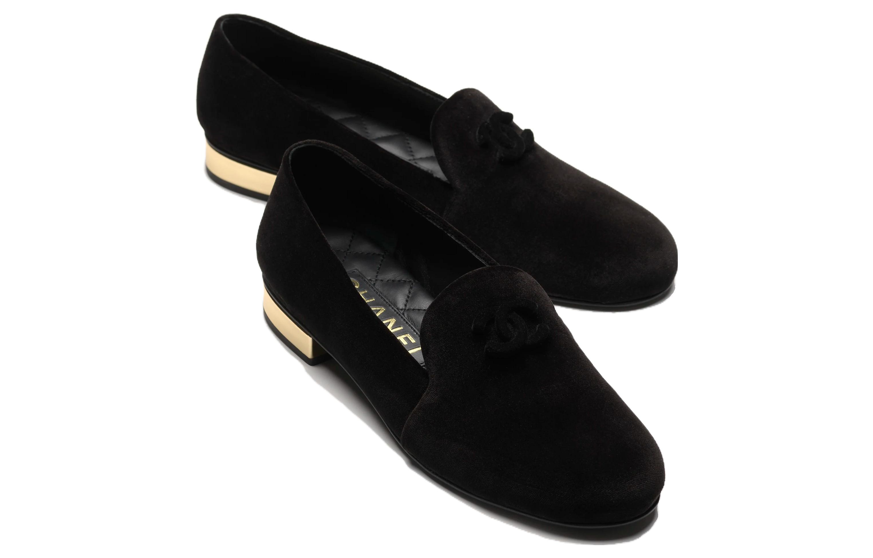 Lookbook (W) Chanel Zapatillas de Gamuza Sin Cordones 'Negro' G45271-B14435-94305