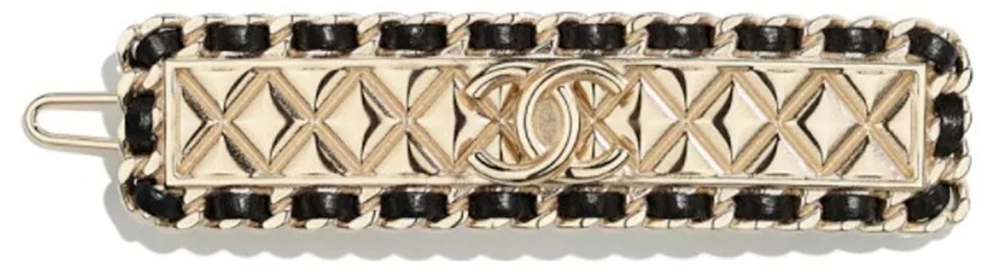 (W) Jepit Rambut Fashion CHANEL Trendy Wanita - Coklat. AB6210-B05630-NC343 Order (W) Jepit Rambut Fashion CHANEL Trendy Wanita - Coklat. AB6210-B05630-NC343