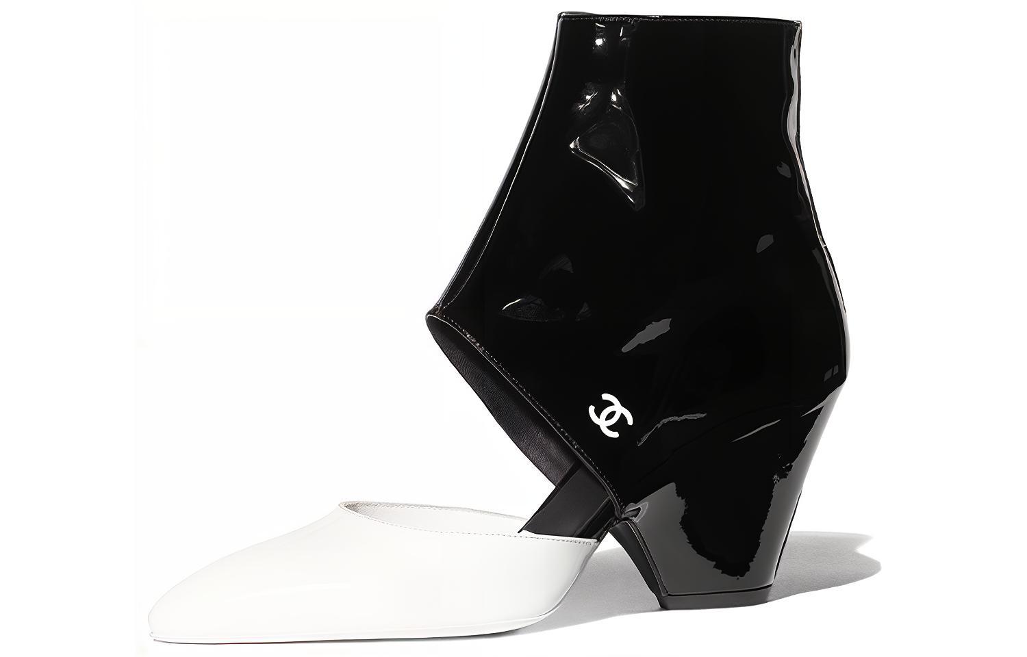 (W) Chanel Two-Tone Patent High Heels 'Black and White'