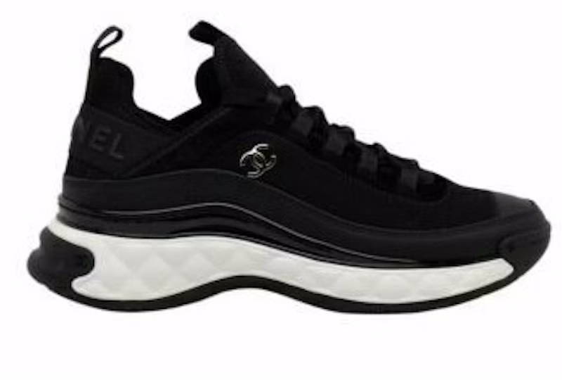 chanel-velvet-calfskin-and-mixed-fibers-sneaker-black-women-g35617-y53646-94305