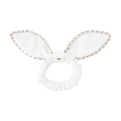 (Women) CHANEL White Scrunchie Hair Tie with Lambskin & Gold Metal Logo . AA8258 B08282 10601