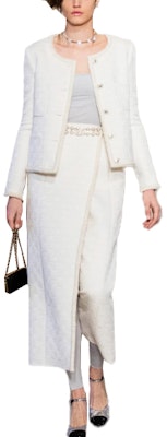 (W) 香奈兒白色絲質提花刺繡外套,長袖款,秋季限定版。 P71059-V62263-NC641 Order (W) 香奈兒白色絲質提花刺繡外套,長袖款,秋季限定版。 P71059-V62263-NC641