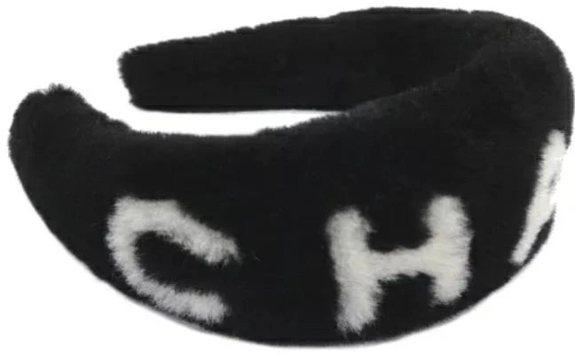 (Women) CHANEL Women’s Black Headband with Logo - Simple & Stylish Fashion Accessory. AA8510B08950NJ887 Shop (Women) CHANEL Women’s Black Headband with Logo - Simple & Stylish Fashion Accessory. AA8510B08950NJ887