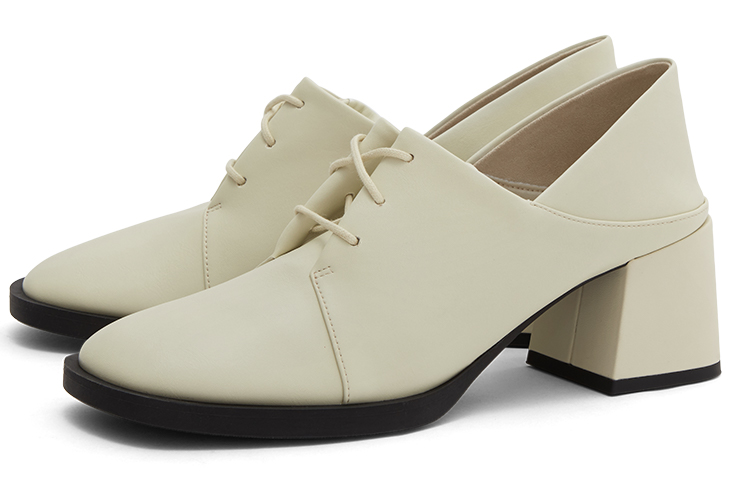 Order (W) CHARLES & KEITH Sepatu Hak Blok 'Powder Pink' CK1-60361371_CHALK