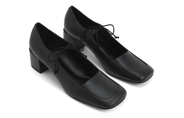 Lookbook (W) CHARLES & KEITH Tumit Blok Perincian Riben 'Hitam' CK1-60361366_BLACK