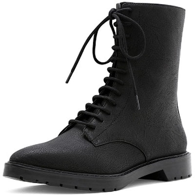 CHARLES&KEITH 堅韌風格時尚歐美風綁帶中筒拉鍊馬丁靴 女款 黑色 Lookbook CHARLES&KEITH 堅韌風格時尚歐美風綁帶中筒拉鍊馬丁靴 女款 黑色