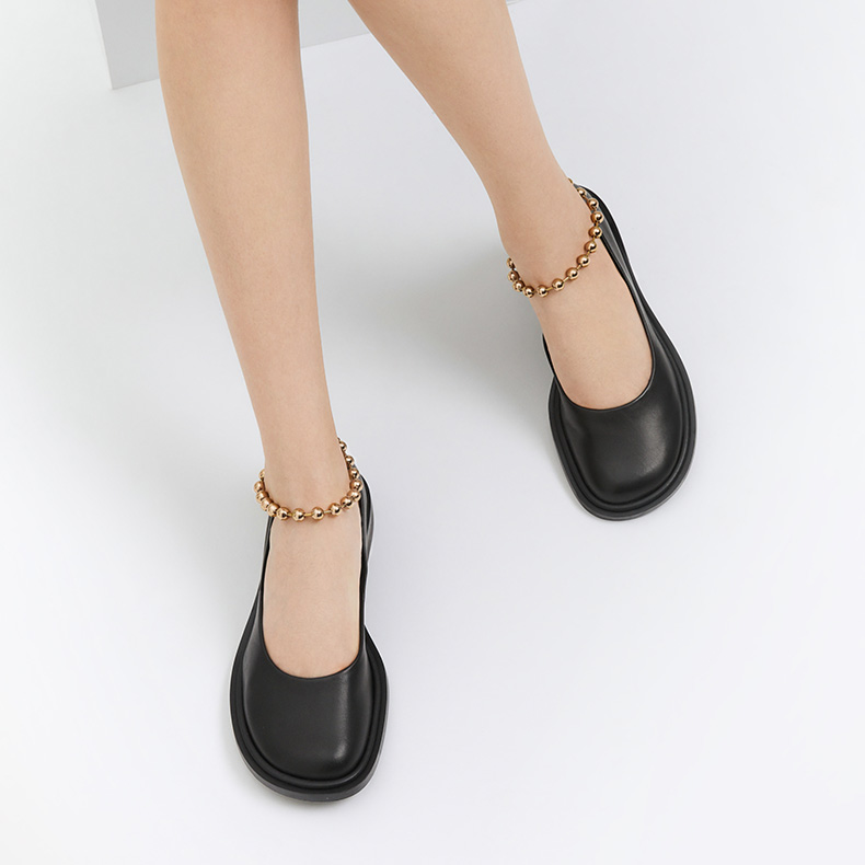 Order (W) CHARLES & KEITH ラムスキンレトロチェーンパンプス (メタリック) SL1-71720098