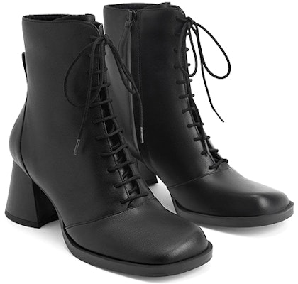 (W) CHARLES & KEITH But Kasut Kulit Bertali Buku Lali 'Hitam' SL1-90280044_BLACK Lookbook (W) CHARLES & KEITH But Kasut Kulit Bertali Buku Lali 'Hitam' SL1-90280044_BLACK