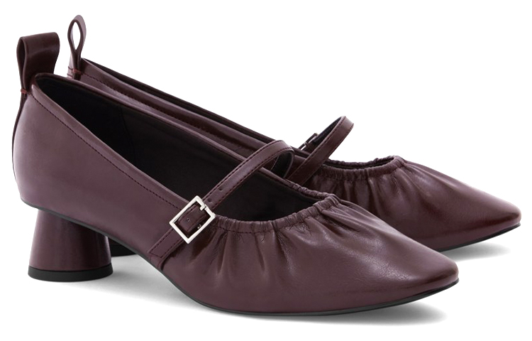 Lookbook (W) CHARLES & KEITH Mary Jane Heels 'Burgundy Ruched' Tumit Tinggi Perempuan CK1-60580210_BURGUNDY