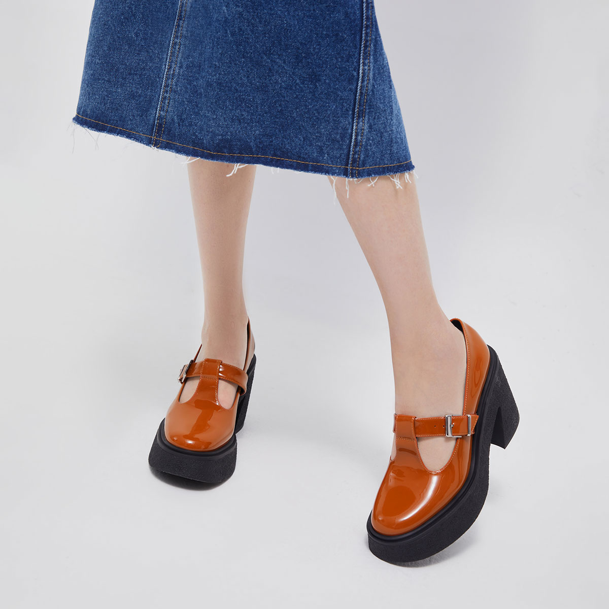 Purchase (W) CHARLES & KEITH 브랜디 레트로 메리제인 펌프스 SL1-81720001_COGNAC