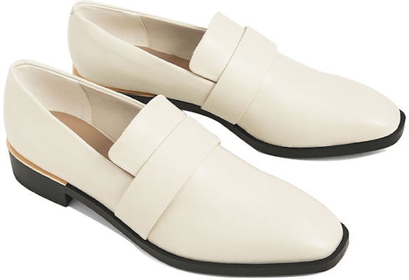 (W) CHARLES & KEITH Penny Loafer Datar 'Pink Putih' CK1-70380806_CHALK Lookbook (W) CHARLES & KEITH Penny Loafer Datar 'Pink Putih' CK1-70380806_CHALK