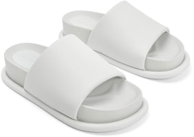 CHARLES&KEITH PU 厚底外穿休閒 時尚涼拖 4.5公分 女款 白色 Shop CHARLES&KEITH PU 厚底外穿休閒 時尚涼拖 4.5公分 女款 白色