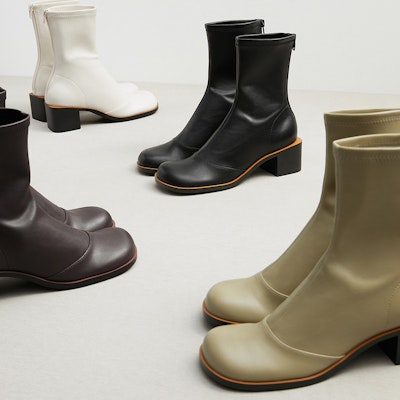 (Women) CHARLES & KEITH Retro Round Toe Chunky Heel Zip Ankle Boots 'Olive Green' CK1-90900096_OLIVE Shop (Women) CHARLES & KEITH Retro Round Toe Chunky Heel Zip Ankle Boots 'Olive Green' CK1-90900096_OLIVE