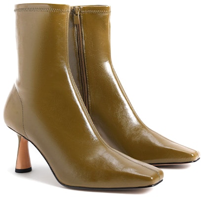 (W) Botines de Tacón Esculpido CHARLES & KEITH 'Verde Oliva' CK1-91680132_OLIVE Lookbook (W) Botines de Tacón Esculpido CHARLES & KEITH 'Verde Oliva' CK1-91680132_OLIVE
