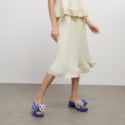 (W) CHARLES & KEITH リボン付チャンキーヒールスクエアミュール CK1-61720141 3