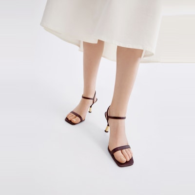 (W) Sandal Hak Blok CHARLES & KEITH 'Coklat' CK1-60580244_AP.-BROWN Shop (W) Sandal Hak Blok CHARLES & KEITH 'Coklat' CK1-60580244_AP.-BROWN