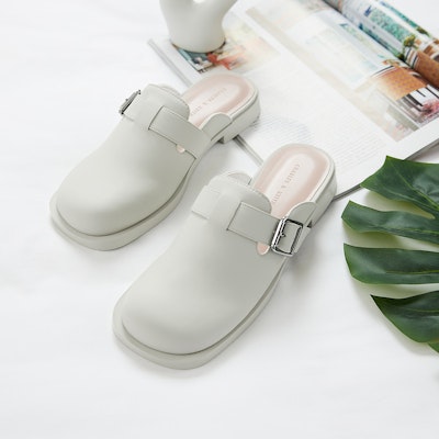 (W) CHARLES & KEITH Sandal Heels Blok 'Merah Muda Putih' CK1-70280025_CHALK Purchase (W) CHARLES & KEITH Sandal Heels Blok 'Merah Muda Putih' CK1-70280025_CHALK