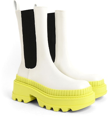 (W) CHARLES & KEITH 청키 힐 부츠 (라임 그린) CK1-90580137-1_LIME Lookbook (W) CHARLES & KEITH 청키 힐 부츠 (라임 그린) CK1-90580137-1_LIME