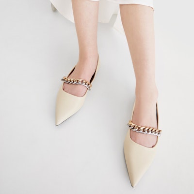 CHARLES&KEITH PU鍊條飾時尚尖頭平底鞋 女款 粉白色 Purchase CHARLES&KEITH PU鍊條飾時尚尖頭平底鞋 女款 粉白色