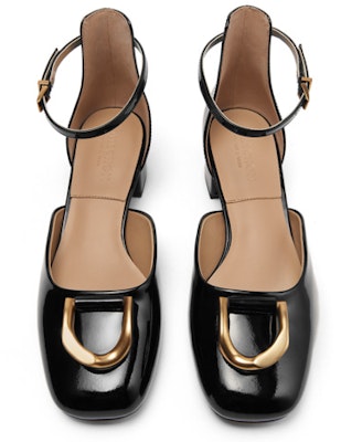(Women) CHARLES & KEITH Gabine 'Patent Leather Block Heel Pumps' SL1-61870004 Lookbook (Women) CHARLES & KEITH Gabine 'Patent Leather Block Heel Pumps' SL1-61870004