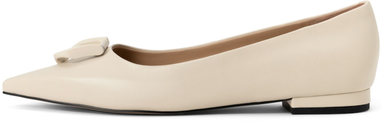 CHARLES&KEITH 羊皮 Gabine 時尚馬蹄扣淺口尖頭 單鞋 女款 Sizing CHARLES&KEITH 羊皮 Gabine 時尚馬蹄扣淺口尖頭 單鞋 女款