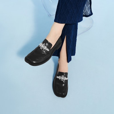 (W) CHARLES & KEITH Mules Kulit Berlian Transparan dan Heel Tebal 'Hias Bunga' CK1-70580175 Cheap (W) CHARLES & KEITH Mules Kulit Berlian Transparan dan Heel Tebal 'Hias Bunga' CK1-70580175