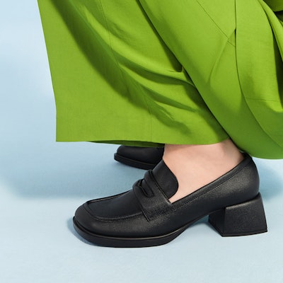 (W) CHARLES & KEITH Loafer 'Retro British' Gaya Inggris Klasik CK1-60580248 Shop (W) CHARLES & KEITH Loafer 'Retro British' Gaya Inggris Klasik CK1-60580248