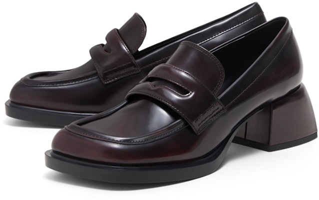 (W) CHARLES & KEITH Loafer 'Retro British' Gaya Inggris Klasik CK1-60580248 Details for (W) CHARLES & KEITH Loafer 'Retro British' Gaya Inggris Klasik CK1-60580248