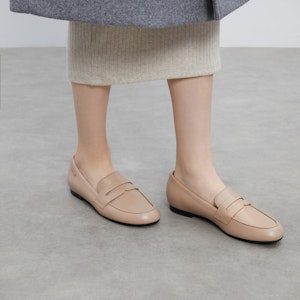 CHARLES&KEITH 織物 簡約通勤平底 樂福鞋 女款 Cheap CHARLES&KEITH 織物 簡約通勤平底 樂福鞋 女款