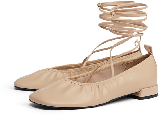 (W) CHARLES & KEITH ベージュローヒールアンクルストラップ CK1-70920080_BEIGE Lookbook (W) CHARLES & KEITH ベージュローヒールアンクルストラップ CK1-70920080_BEIGE