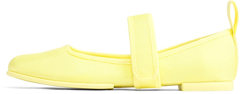 CHARLES&KEITH 織物魔術貼綁帶瑪麗珍平底鞋 0.9cm 女款 黃色 Buy CHARLES&KEITH 織物魔術貼綁帶瑪麗珍平底鞋 0.9cm 女款 黃色