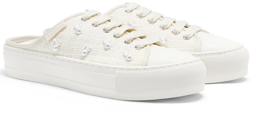 (W) CHARLES & KEITH 卯年うさぎミュール CK1-70900338-2 Purchase (W) CHARLES & KEITH 卯年うさぎミュール CK1-70900338-2