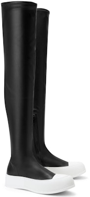 (W) CHARLES & KEITH Boot Tumit Platform Hitam Tinggi Selutut 'Black Knight' CK1-90900109 Order (W) CHARLES & KEITH Boot Tumit Platform Hitam Tinggi Selutut 'Black Knight' CK1-90900109