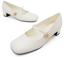 (W) CHARLES & KEITH PU 'Mary Jane Chunky Vintage' CK1-60361427 Lookbook (W) CHARLES & KEITH PU 'Mary Jane Chunky Vintage' CK1-60361427