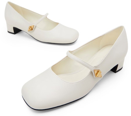 (W) CHARLES & KEITH 빈티지 청키 메리제인 CK1-60361427 Lookbook (W) CHARLES & KEITH 빈티지 청키 메리제인 CK1-60361427