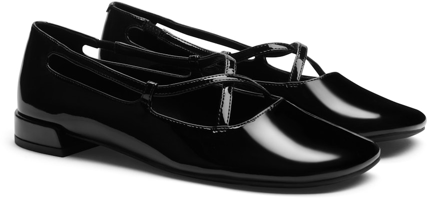 (W) CHARLES & KEITH Kasut Ballerina PU 'Cross-Strap Round Toe' CK1-70920132 Lookbook (W) CHARLES & KEITH Kasut Ballerina PU 'Cross-Strap Round Toe' CK1-70920132