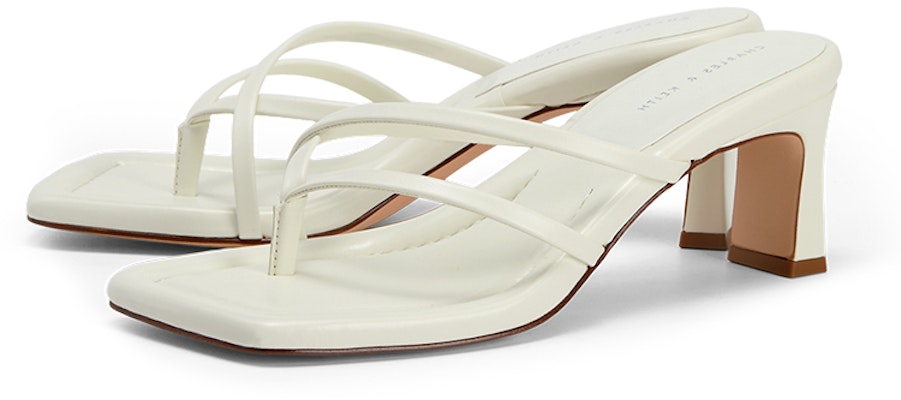 (W) 찰스앤키스 크로스 스트랩 샌들 (화이트) CK1-60361417_WHITE Lookbook (W) 찰스앤키스 크로스 스트랩 샌들 (화이트) CK1-60361417_WHITE