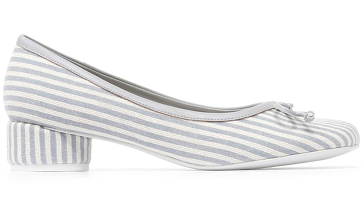 (W) CHARLES & KEITH PU Kain Hiasan Riben Hujung Bulat Tumit Sederhana 'Biru Muda' CK1-61720087_-LIGHT-BLUE Order (W) CHARLES & KEITH PU Kain Hiasan Riben Hujung Bulat Tumit Sederhana 'Biru Muda' CK1-61720087_-LIGHT-BLUE