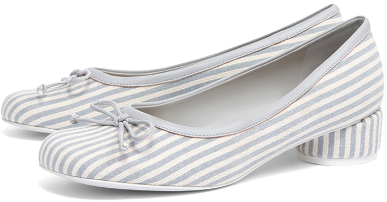(W) CHARLES & KEITH PU Kain Hiasan Riben Hujung Bulat Tumit Sederhana 'Biru Muda' CK1-61720087_-LIGHT-BLUE Lookbook (W) CHARLES & KEITH PU Kain Hiasan Riben Hujung Bulat Tumit Sederhana 'Biru Muda' CK1-61720087_-LIGHT-BLUE