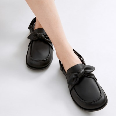 CHARLES&KEITH PU布料蝴蝶結裝飾休閒平底涼鞋 0.8cm 女款 Cheap CHARLES&KEITH PU布料蝴蝶結裝飾休閒平底涼鞋 0.8cm 女款