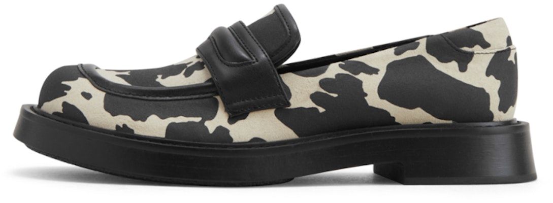 CHARLES & KEITH PU時尚休閒中低跟鞋 2.8cm 女款 Shop CHARLES & KEITH PU時尚休閒中低跟鞋 2.8cm 女款