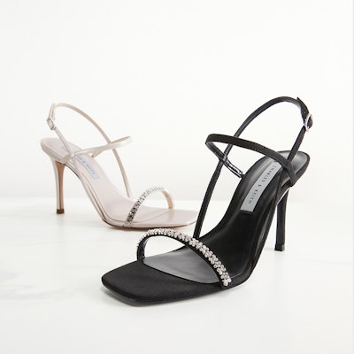 (W) CHARLES & KEITH Sandal Hak Tinggi Hitam PU Berlian Mutiara Kotak Toe CK1-60361322_BLACK Shop (W) CHARLES & KEITH Sandal Hak Tinggi Hitam PU Berlian Mutiara Kotak Toe CK1-60361322_BLACK