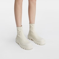 (W) CHARLES & KEITH PU Platform Zip Pinggang Elastik But Ankle 'Hitam' CK1-90360390 Cheap (W) CHARLES & KEITH PU Platform Zip Pinggang Elastik But Ankle 'Hitam' CK1-90360390