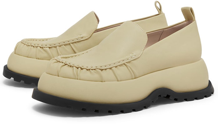CHARLES & KEITH PU 絎縫褶皺設計 5.2cm 厚底鞋 女款 黃色 Order CHARLES & KEITH PU 絎縫褶皺設計 5.2cm 厚底鞋 女款 黃色