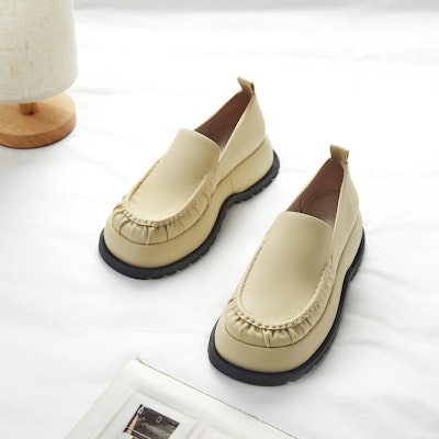CHARLES & KEITH PU 絎縫褶皺設計 5.2cm 厚底鞋 女款 黃色 Purchase CHARLES & KEITH PU 絎縫褶皺設計 5.2cm 厚底鞋 女款 黃色